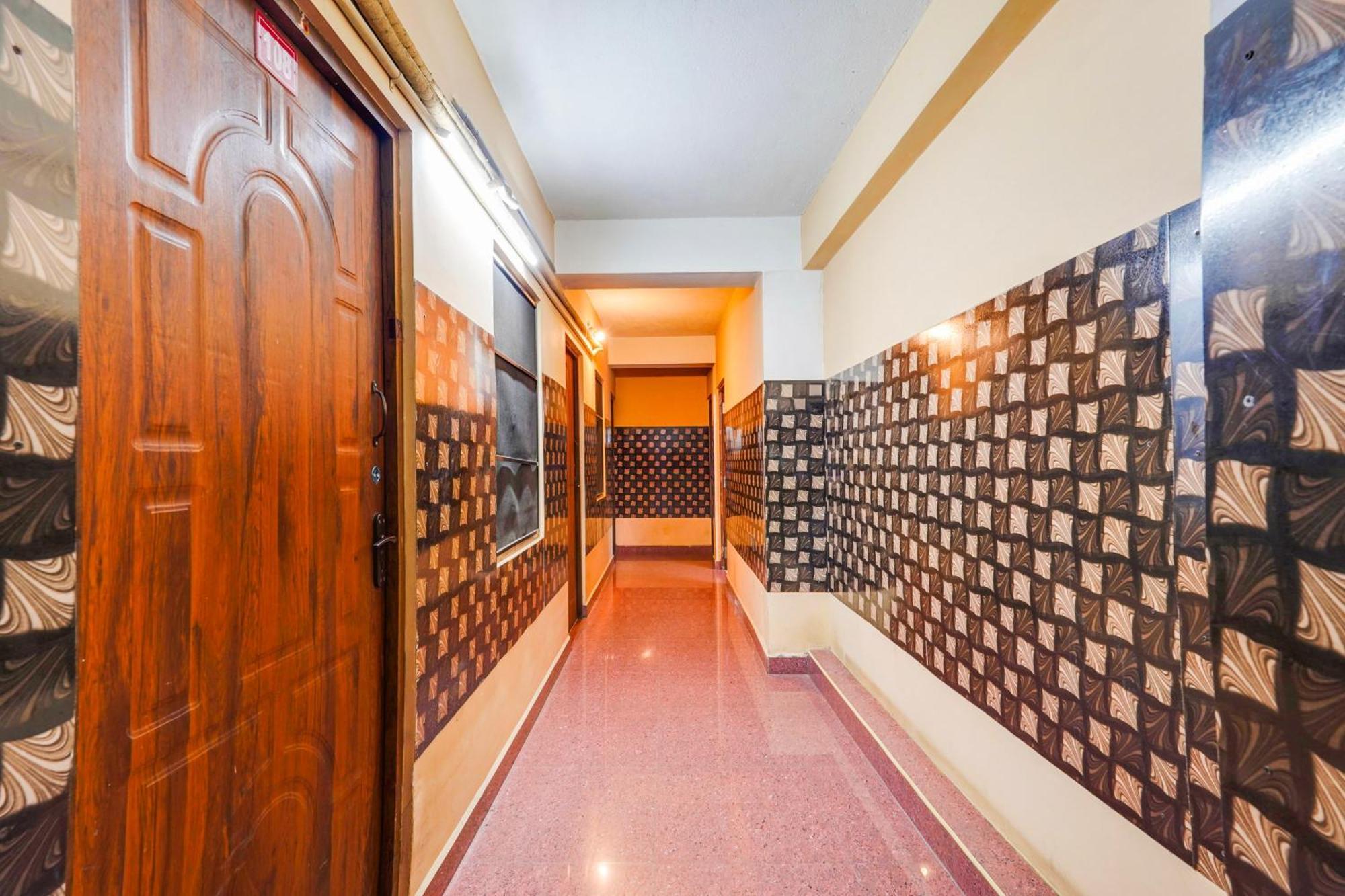 Super Hotel O Heritage Town Formerly Vasavi Puducherry Buitenkant foto